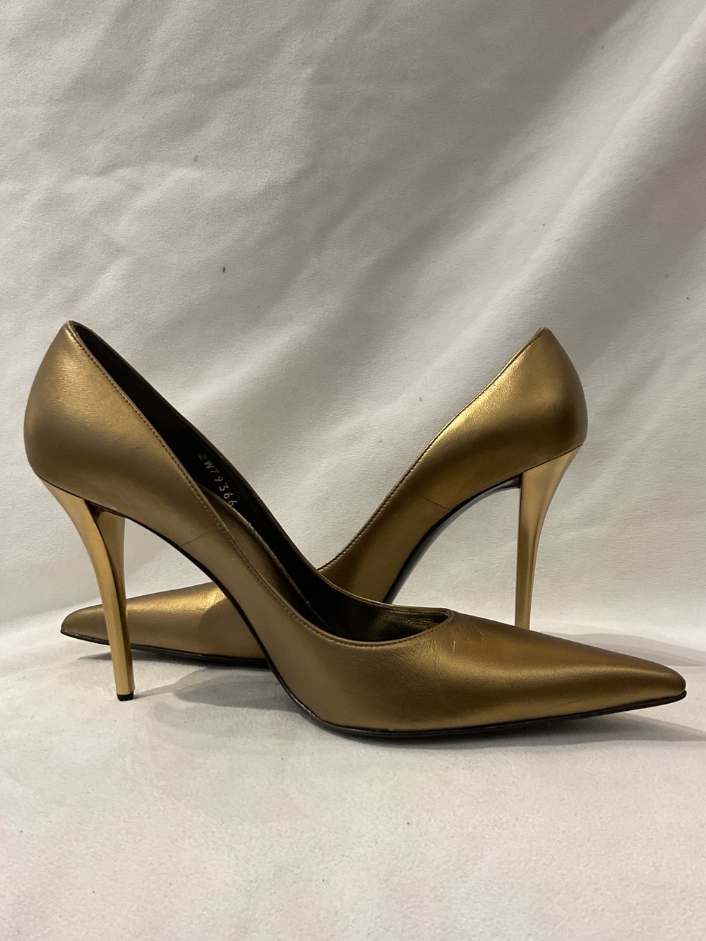 Stuart Weitzman Pumps